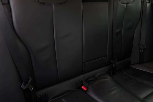 BMW 320 - Image 18