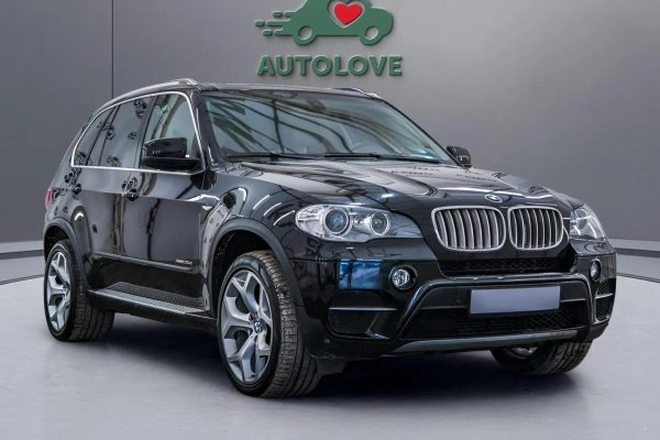 BMW X5 - Image 2
