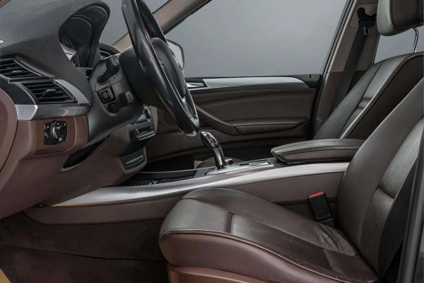 BMW X5 - Image 13