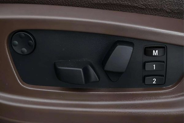 BMW X5 - Image 12