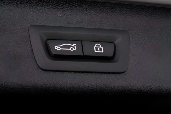 BMW 520 - Image 19
