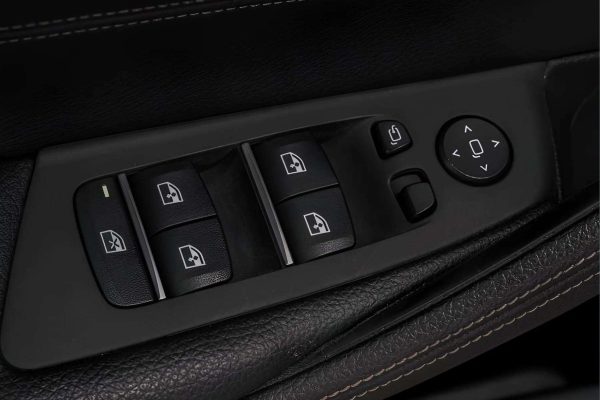BMW 520 - Image 13