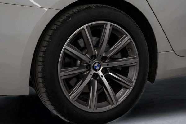BMW 520 - Image 5