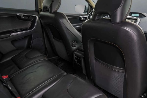 Volvo XC60 - Image 17