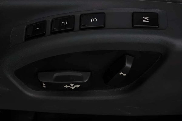 Volvo XC60 - Image 9