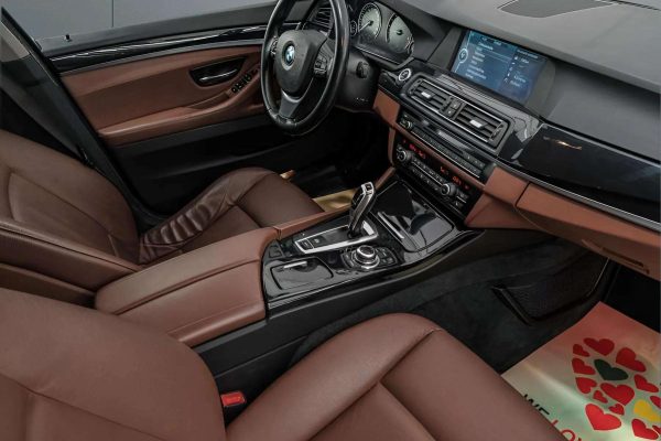 BMW 520 - Image 17