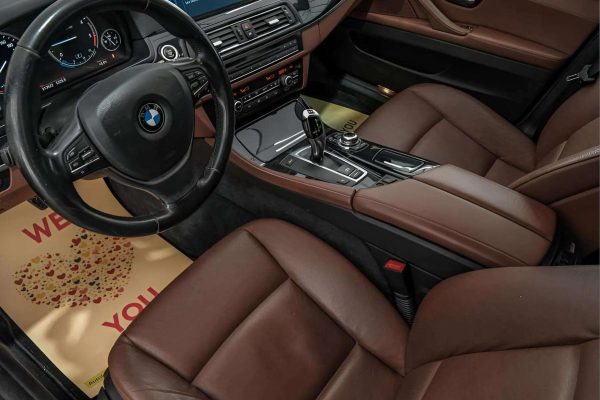 BMW 520 - Image 13