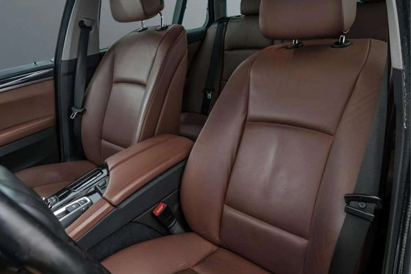 BMW 520 - Image 11