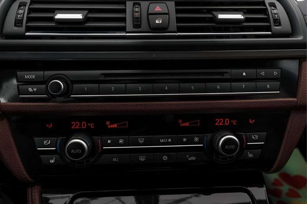 BMW 520 - Image 8