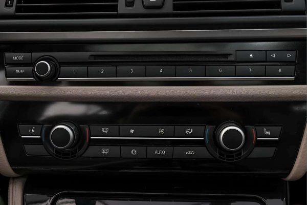 BMW 530 - Image 24