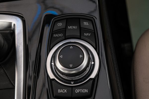 BMW 530 - Image 23