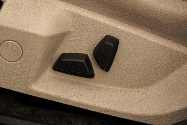 BMW 530 - Image 12