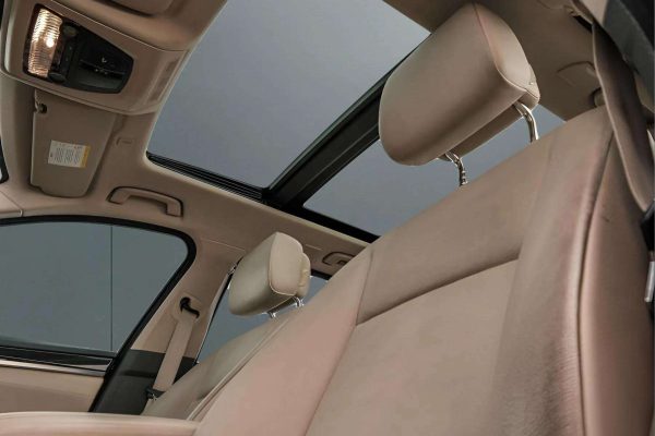 BMW 530 - Image 9