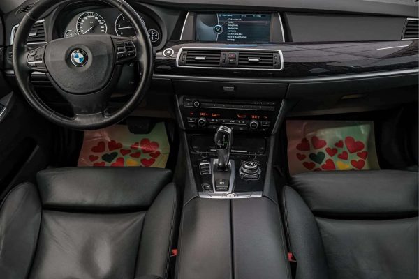 BMW 530 Gran Turismo - Image 26