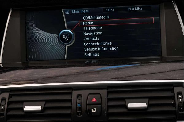 BMW 530 Gran Turismo - Image 23