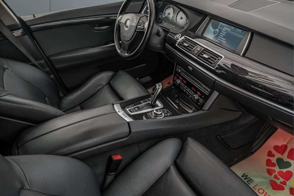 BMW 530 Gran Turismo - Image 17
