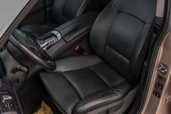 BMW 530 Gran Turismo - Image 12