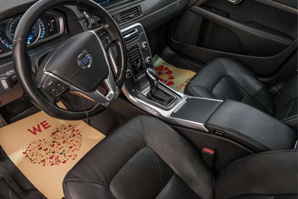 Volvo XC70 - Image 13