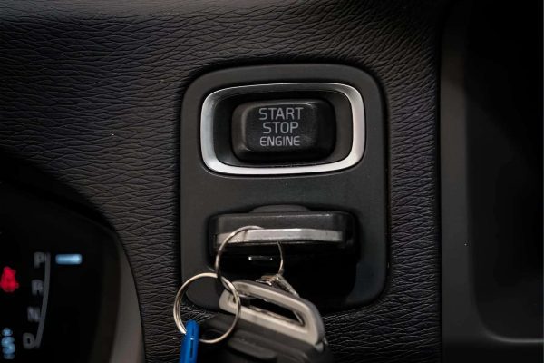 Volvo XC70 - Image 23
