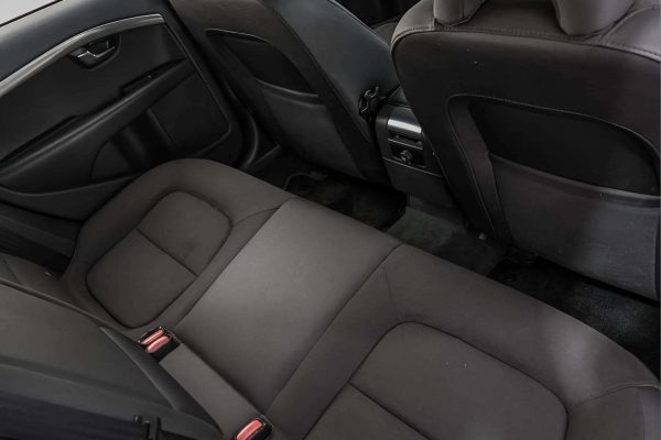 Volvo XC70 - Image 18