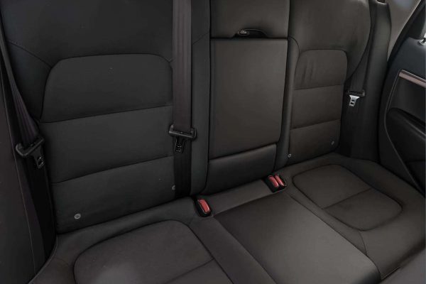 Volvo XC70 - Image 17