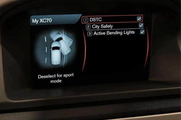 Volvo XC70 - Image 6