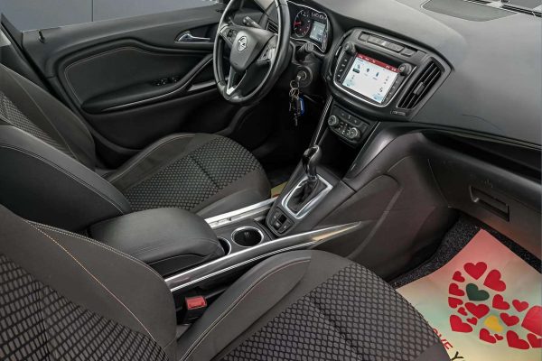 Opel Zafira - Image 12