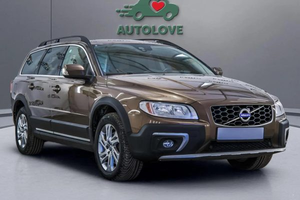 Volvo XC70 - Image 2