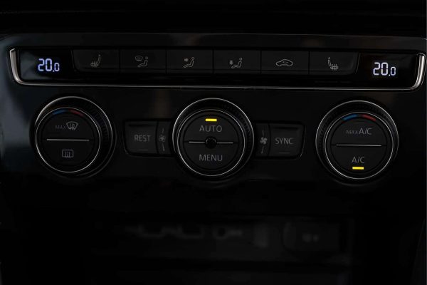 Volkswagen Tiguan - Image 27