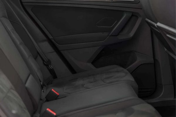 Volkswagen Tiguan - Image 17