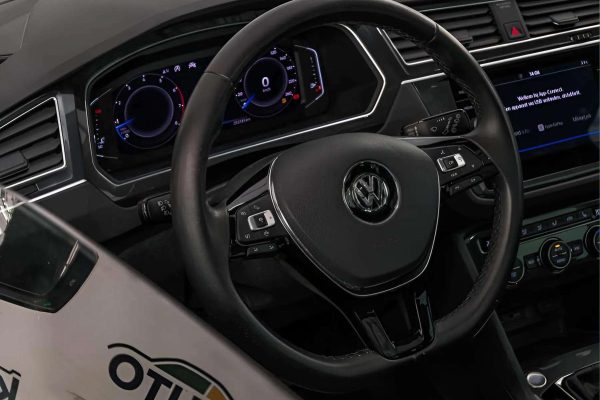 Volkswagen Tiguan - Image 5