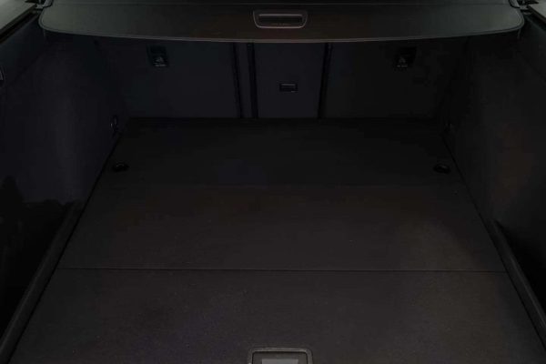 Volkswagen Golf - Image 14