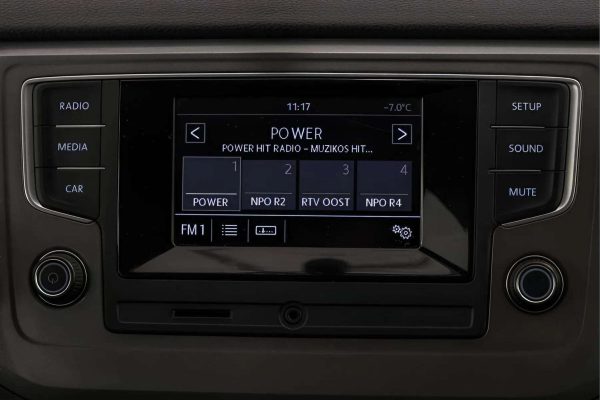 Volkswagen Golf Sportsvan - Image 12