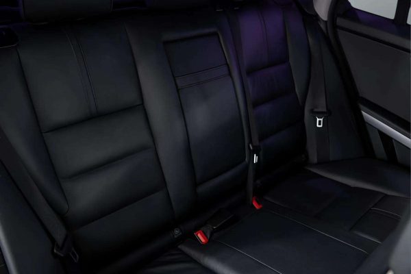 Mercedes-Benz GLK250 - Image 21