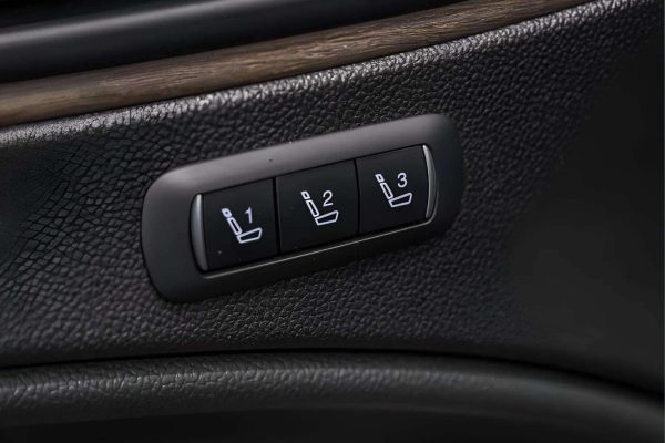 Alfa Romeo Stelvio - Image 9