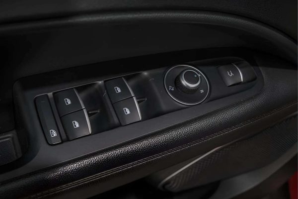 Alfa Romeo Stelvio - Image 10