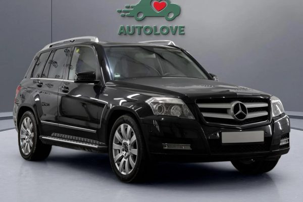 Mercedes-Benz GLK250 - Image 2