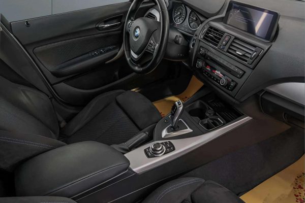 BMW 120 - Image 10