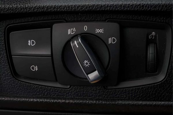 BMW 120 - Image 8