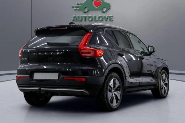 Volvo XC40 - Image 3