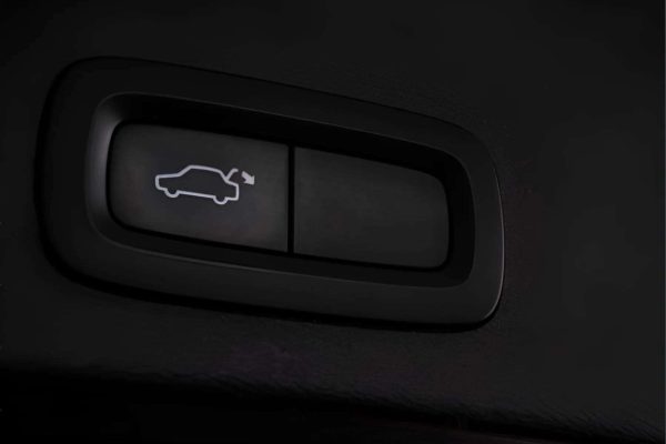 Volvo XC40 - Image 12