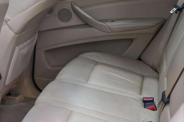 BMW X5 - Image 18