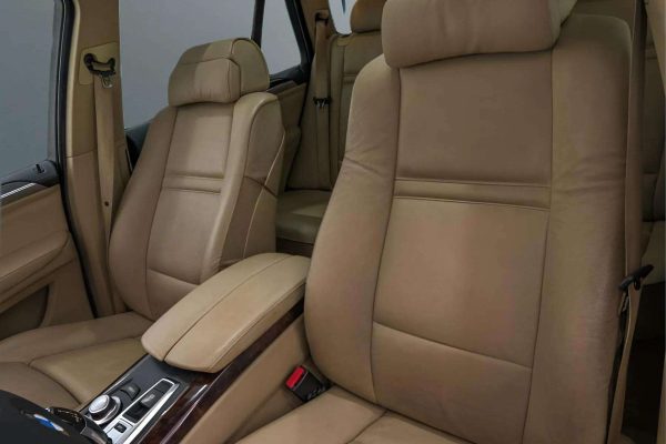 BMW X5 - Image 9