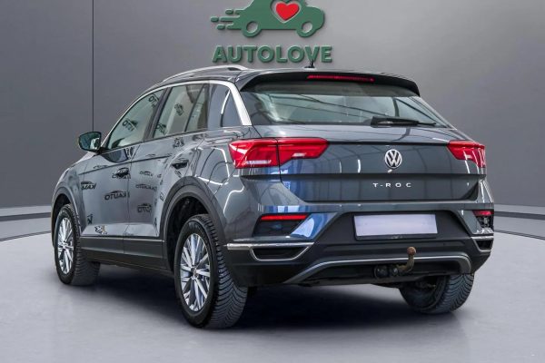 Volkswagen T-Roc - Image 3