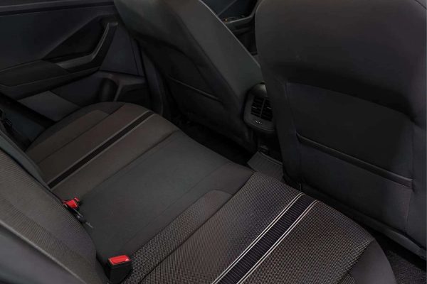 Volkswagen T-Roc - Image 15