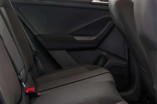Volkswagen T-Roc - Image 14