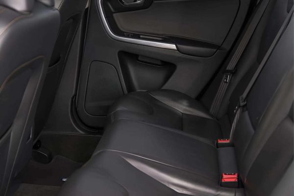 Volvo XC60 - Image 26