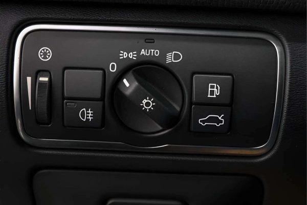 Volvo XC60 - Image 10