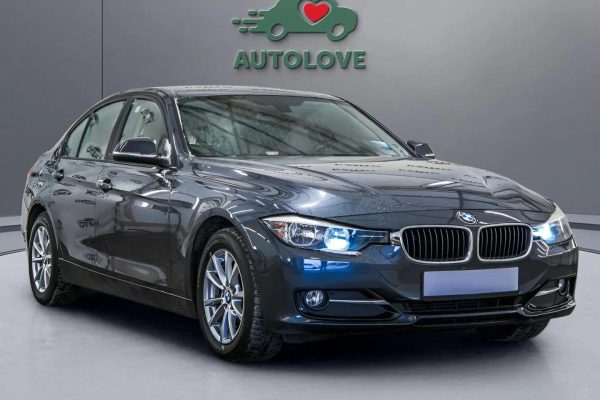BMW 320 - Image 2