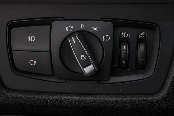 BMW 320 - Image 7